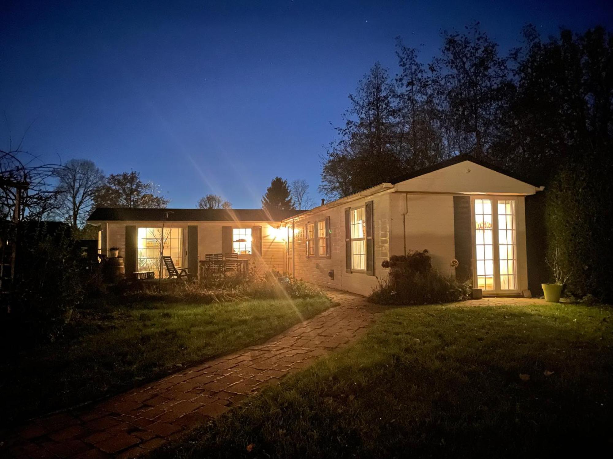 Your Private Zeeland Getaway - Cosy With Large Garden * Heinkenszand