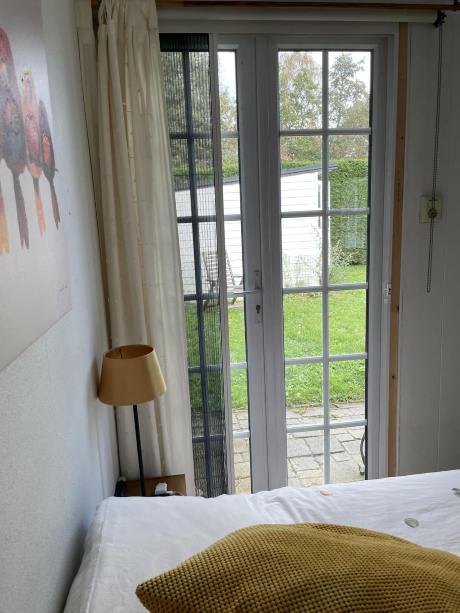 Your Private Zeeland Getaway - Cosy With Large Garden Vakantiehuis Heinkenszand