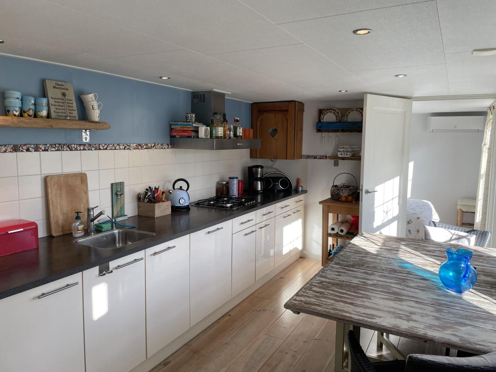 Your Private Zeeland Getaway - Cosy With Large Garden Vakantiehuis *