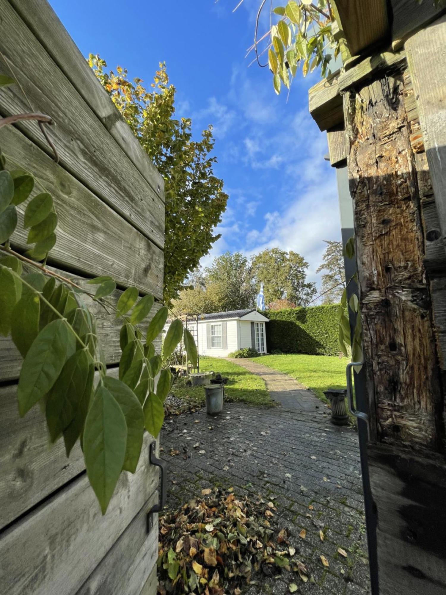 Your Private Zeeland Getaway - Cosy With Large Garden Vakantiehuis