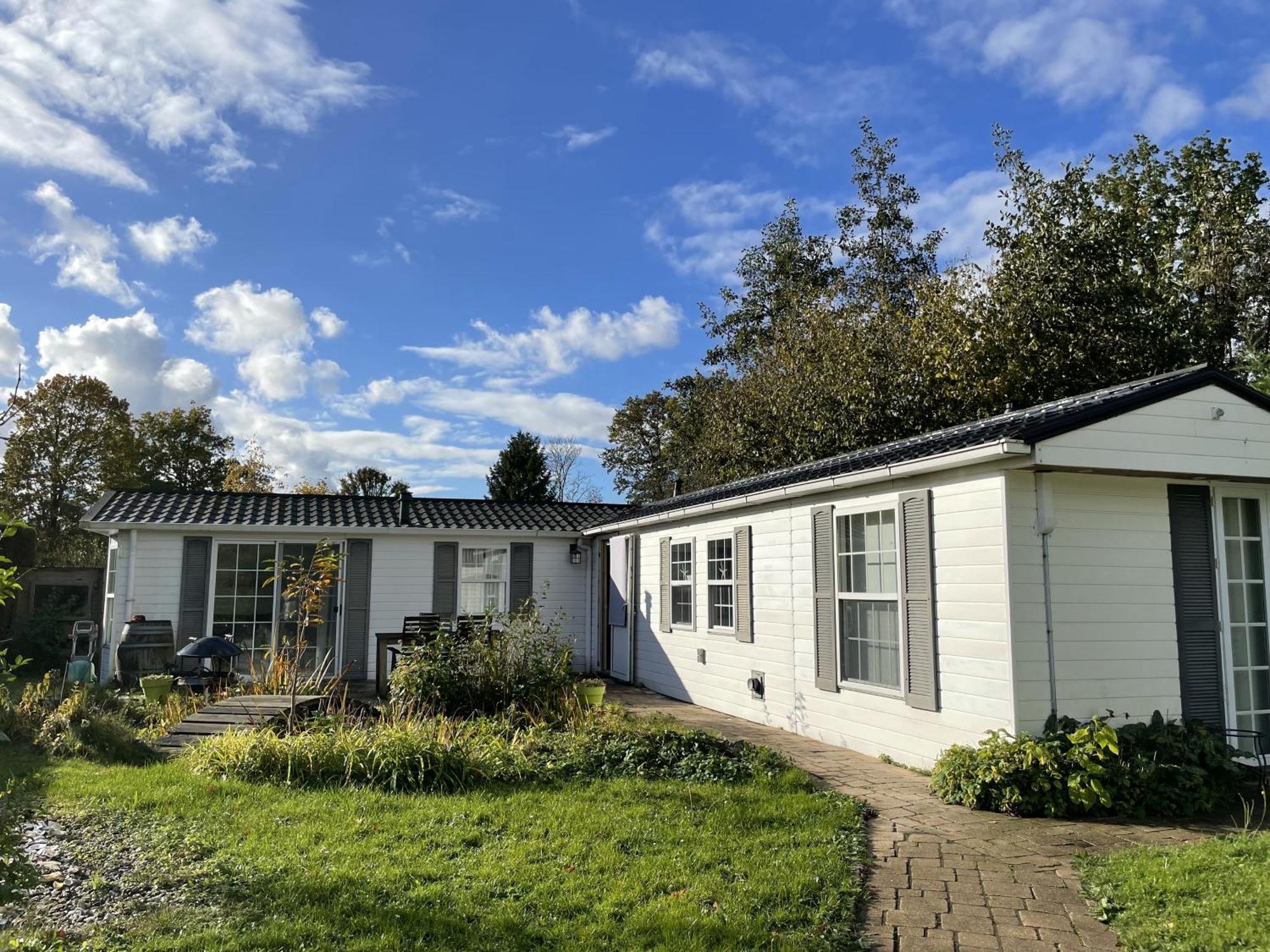 Vakantiehuis Your Private Zeeland Getaway - Cosy With Large Garden Heinkenszand