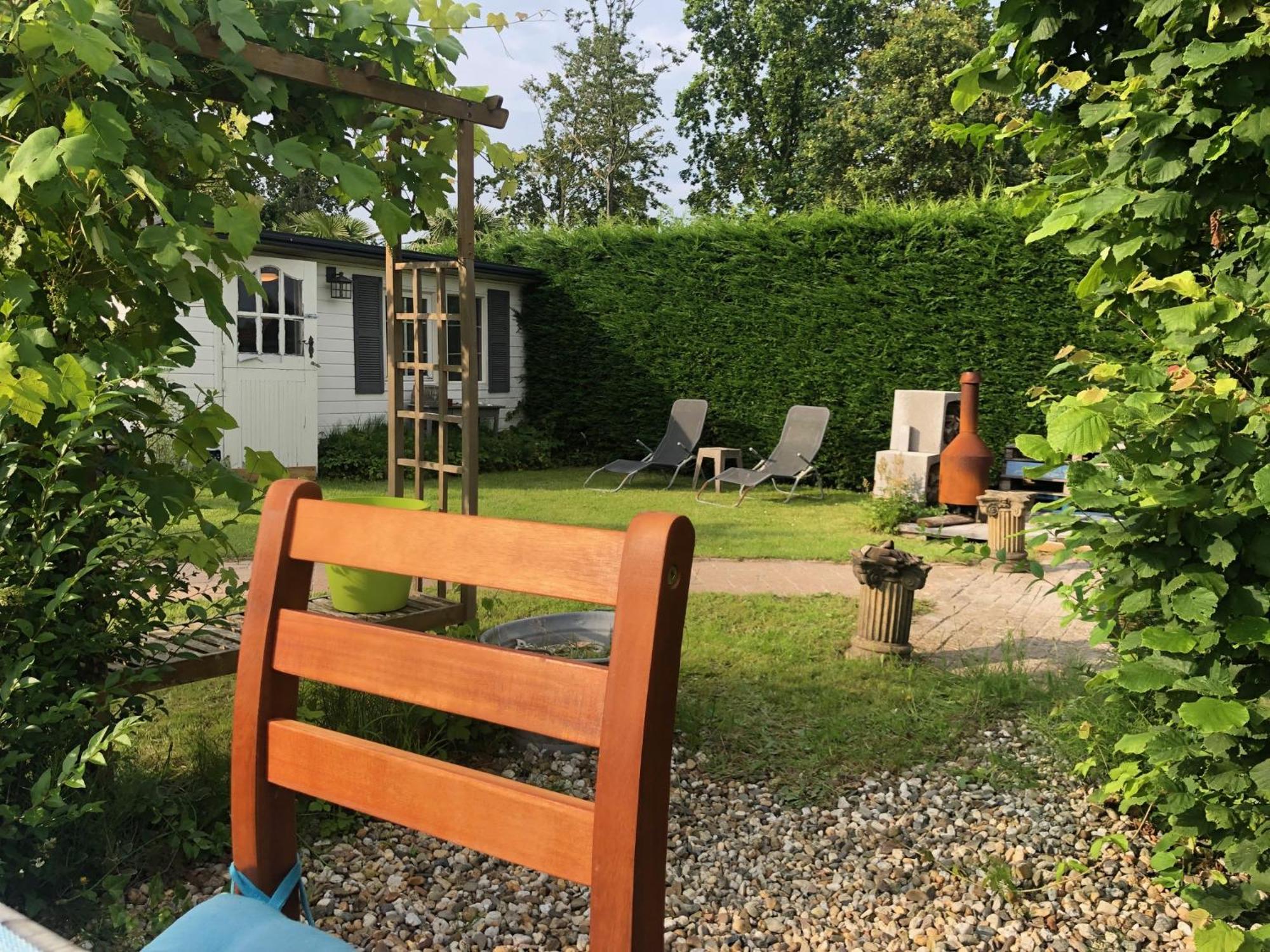 Your Private Zeeland Getaway - Cosy With Large Garden Vakantiehuis *