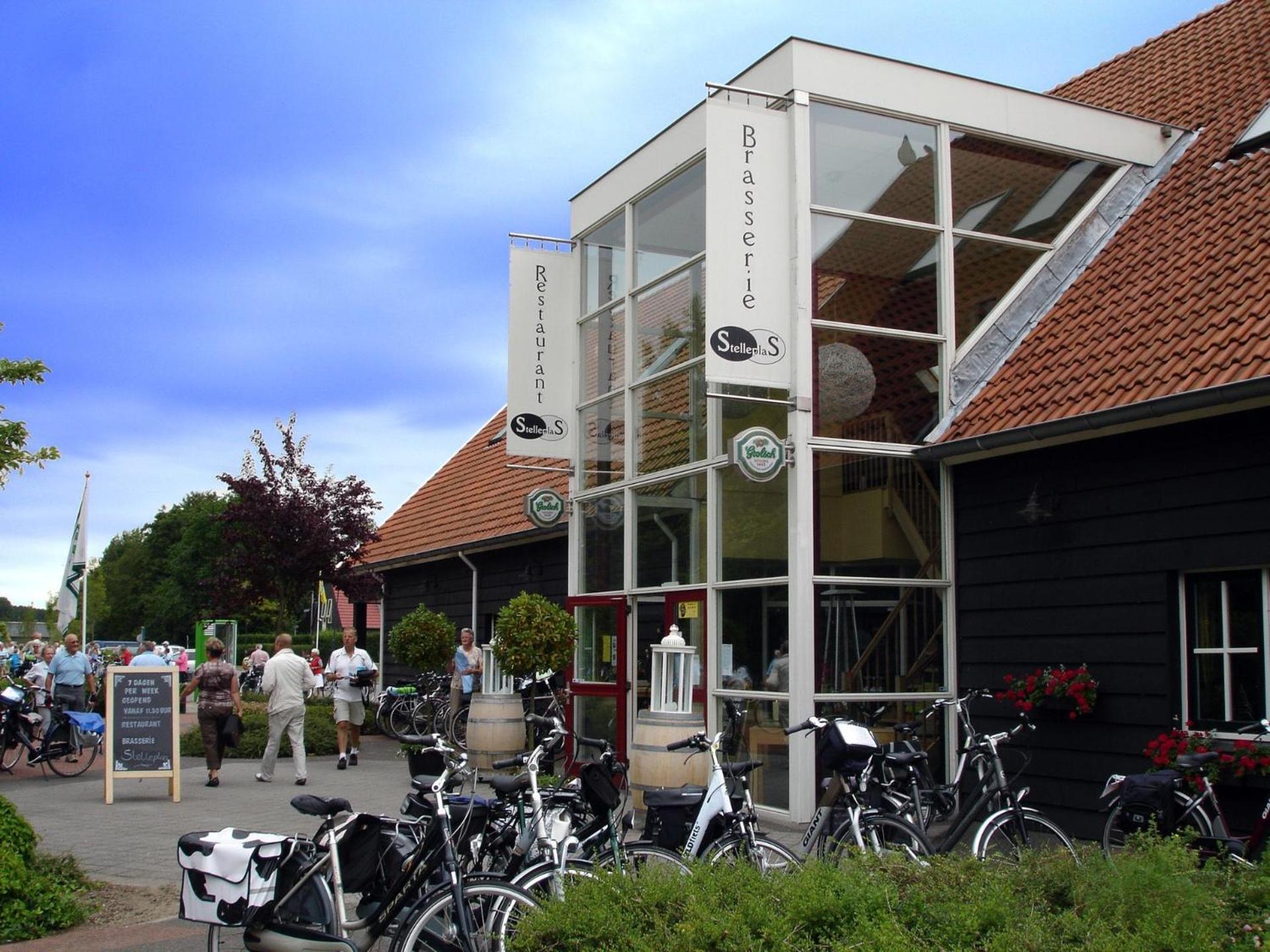 Vakantiehuis Your Private Zeeland Getaway - Cosy With Large Garden